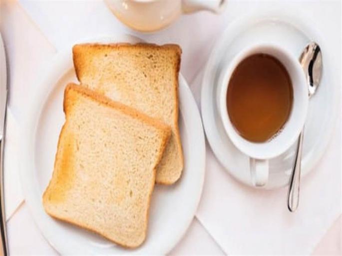 Health Tips : Side effects of having tea with bread, You should know this | Health Tips: तुम्हीही रोज चहासोबत ब्रेड खाता का? आजच बंद करा नाही तर पडेल महागात Health Tips : Side effects of having tea with bread, You should know this | Health Tips: तुम्हीही रोज चहासोबत ब्रेड खाता का? आजच बंद करा नाही तर पडेल महागात