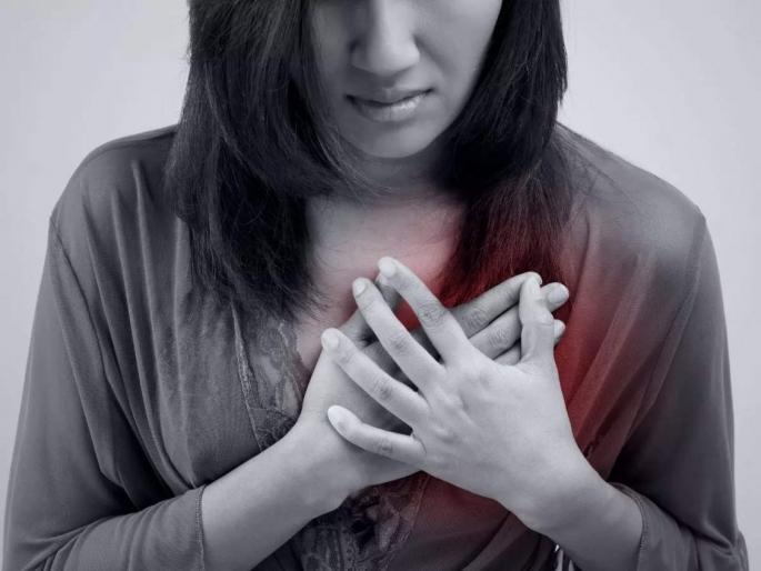 Silent heart attack : Signs of heart attack precaution and symptoms of silent heart attack | Silent heart attack : सायलेन्ट हार्ट अटॅकची 'ही' आहेत लक्षणे, दुर्लक्ष करण पडू शकतं महागात! Silent heart attack : Signs of heart attack precaution and symptoms of silent heart attack | Silent heart attack : सायलेन्ट हार्ट अटॅकची 'ही' आहेत लक्षणे, दुर्लक्ष करण पडू शकतं महागात!