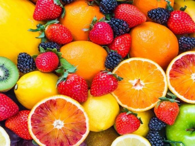 Health Tips : These fruits combination dangerous for health | ही फळं एकत्र खाणे आरोग्यासाठी ठरू शकतं घातक, वेळीच व्हा सावध Health Tips : These fruits combination dangerous for health | ही फळं एकत्र खाणे आरोग्यासाठी ठरू शकतं घातक, वेळीच व्हा सावध