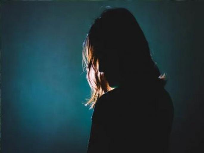 Teacher caught shooting adult video in classroom fired from the job | महिला शिक्षिकेने क्लासरूममध्ये शूट केला अॅडल्ट व्हिडीओ, म्हणाली - पगार कमी असल्याने... Teacher caught shooting adult video in classroom fired from the job | महिला शिक्षिकेने क्लासरूममध्ये शूट केला अॅडल्ट व्हिडीओ, म्हणाली - पगार कमी असल्याने...