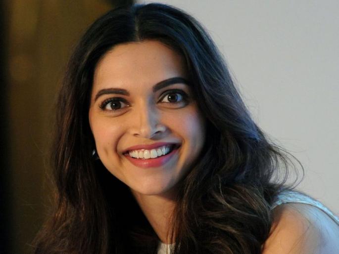 Why do people have dimples, You should know the reason | गालावर खळी कशी पडते, काय असतं यामागचं कारण? जाणून घ्या यामागचं रहस्य... Why do people have dimples, You should know the reason | गालावर खळी कशी पडते, काय असतं यामागचं कारण? जाणून घ्या यामागचं रहस्य...