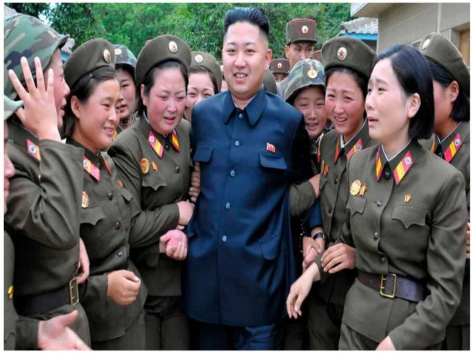 North Korea Kim Jong UN pleasure group of 15 years old girls they dance in front of Kim | तुम्ही पाहिला नसेल किम जोंग उनचं हे रूप, तरूणींच्या या खास ग्रुपने मिळवतो प्लेजर North Korea Kim Jong UN pleasure group of 15 years old girls they dance in front of Kim | तुम्ही पाहिला नसेल किम जोंग उनचं हे रूप, तरूणींच्या या खास ग्रुपने मिळवतो प्लेजर
