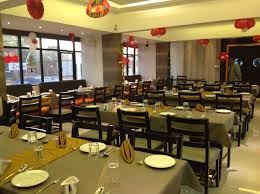 Only ten per cent restaurants and bars opened in Thane; Anger among hoteliers over closure order after 7 pm | ठाण्यात दहा टक्केच रेस्टॉरंट्स, बार उघडले; संध्याकाळी ७ नंतरच्या बंदच्या आदेशाने हॉटेल्स व्यवसायिकांमध्ये संताप Only ten per cent restaurants and bars opened in Thane; Anger among hoteliers over closure order after 7 pm | ठाण्यात दहा टक्केच रेस्टॉरंट्स, बार उघडले; संध्याकाळी ७ नंतरच्या बंदच्या आदेशाने हॉटेल्स व्यवसायिकांमध्ये संताप