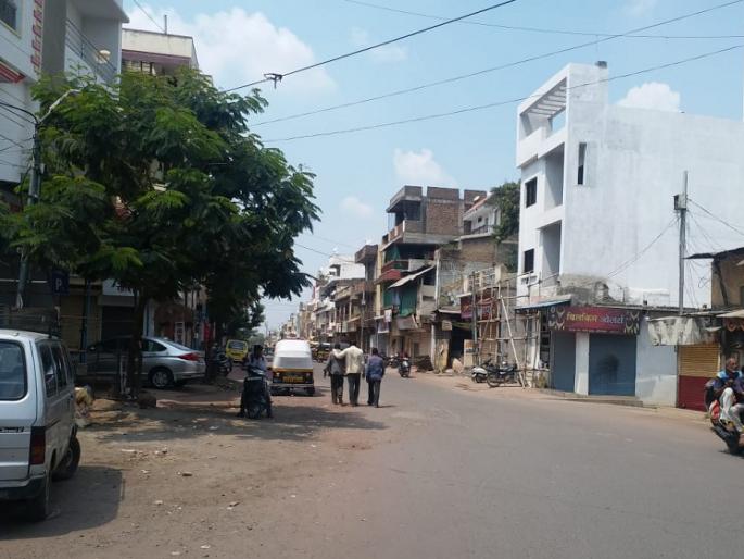 Market Bandha against foreign investment in retail | रिटेलमधील विदेशी गुंतवणूकी विरोधात व्यापाऱ्यांचा कडकडीत बंद Market Bandha against foreign investment in retail | रिटेलमधील विदेशी गुंतवणूकी विरोधात व्यापाऱ्यांचा कडकडीत बंद