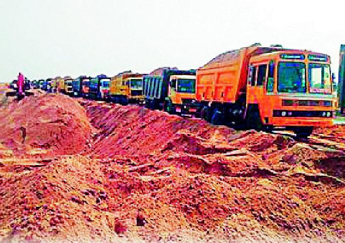 Action against 125 people in illegal sand smuggling in yavatmal | अवैध रेती तस्करीतील ‘पुष्पा’; १२५ जणांविरुद्ध कारवाई !