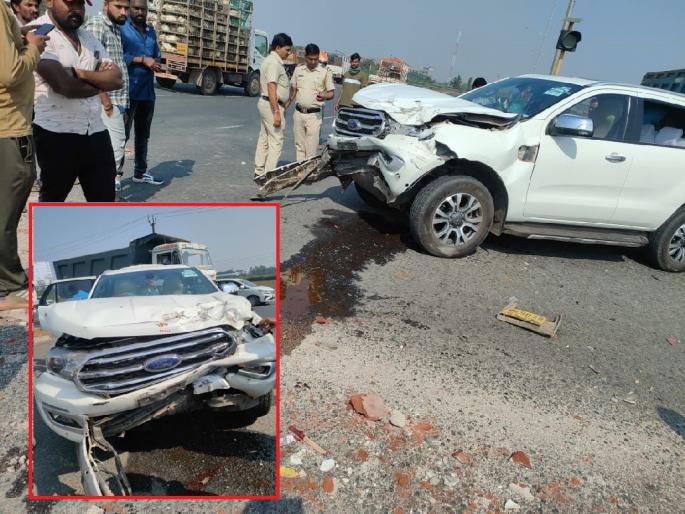 MP Ashok leader narrowly escaped in a car accident; the vehicle was hit by a tipper | खासदार अशोक नेते बालंबाल बचावले, चारचाकीला टिप्परची धडक MP Ashok leader narrowly escaped in a car accident; the vehicle was hit by a tipper | खासदार अशोक नेते बालंबाल बचावले, चारचाकीला टिप्परची धडक