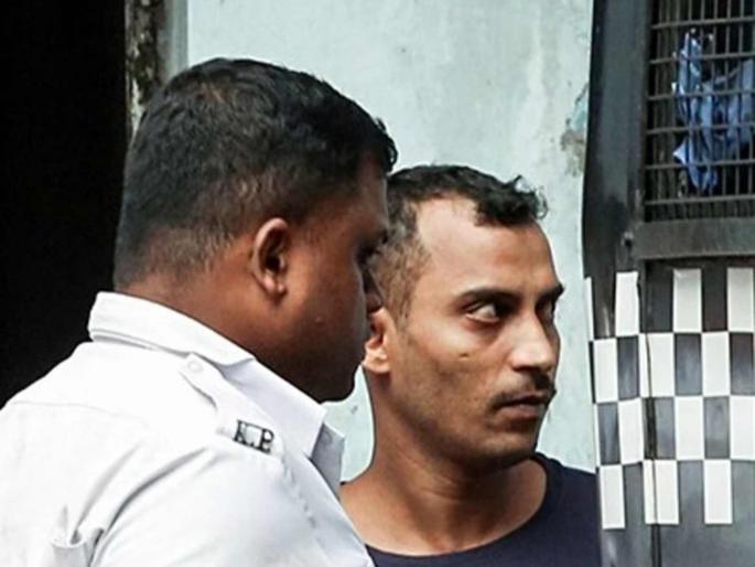 Twist in the Calcutta High Court on the petition seeking death penalty for Sanjay Roy in the RG Car case | "संजय रॉयला फाशी देऊ नका"; पीडितेच्या कुटुंबियांना कोर्टात सांगितलं, "मुलीचा मृत्यू झालाय म्हणून त्याला..." Twist in the Calcutta High Court on the petition seeking death penalty for Sanjay Roy in the RG Car case | "संजय रॉयला फाशी देऊ नका"; पीडितेच्या कुटुंबियांना कोर्टात सांगितलं, "मुलीचा मृत्यू झालाय म्हणून त्याला..."
