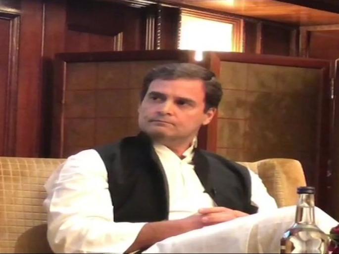 Somebody comes here, slaps you on your face & you have a non agenda of discussion, Rahul Gandhi's remark on Modi | कुणी येतो, चापट मारून जातो आणि तुम्ही नॉन अजेंडा चर्चा करता,डोकलामवरून राहुल गांधींचा मोदींवर निशाणा  Somebody comes here, slaps you on your face & you have a non agenda of discussion, Rahul Gandhi's remark on Modi | कुणी येतो, चापट मारून जातो आणि तुम्ही नॉन अजेंडा चर्चा करता,डोकलामवरून राहुल गांधींचा मोदींवर निशाणा