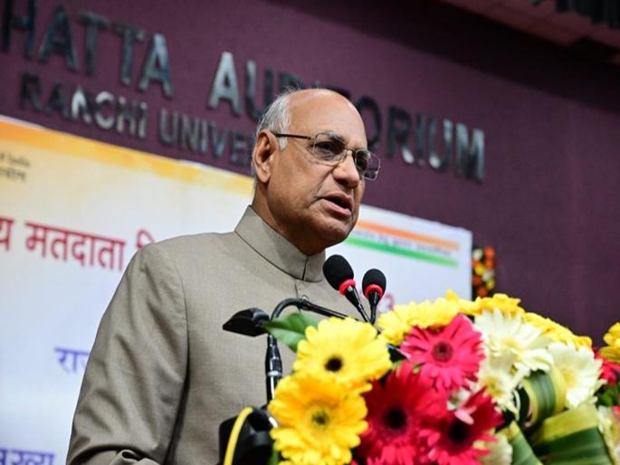 Marathi will soon be given the status of classical language - Governor | केंद्राकडे पाठपुरावा सुरू, मराठीला अभिजात भाषेचा दर्जा लवकरच - राज्यपाल Marathi will soon be given the status of classical language - Governor | केंद्राकडे पाठपुरावा सुरू, मराठीला अभिजात भाषेचा दर्जा लवकरच - राज्यपाल