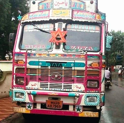 20 tons of rice in Khamaghat! | खामगावात २0 टन तांदूळ पकडला! 20 tons of rice in Khamaghat! | खामगावात २0 टन तांदूळ पकडला!