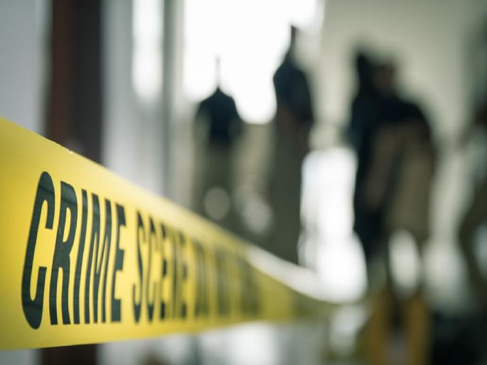 A rickshaw driver was attacked with a weapon in Satara asking if he would give a dash a case was registered against three | डॅश देतो का, म्हणत साताऱ्यात रिक्षा चालकावर शस्त्राने वार, तिघांवर गुन्हा दाखल A rickshaw driver was attacked with a weapon in Satara asking if he would give a dash a case was registered against three | डॅश देतो का, म्हणत साताऱ्यात रिक्षा चालकावर शस्त्राने वार, तिघांवर गुन्हा दाखल