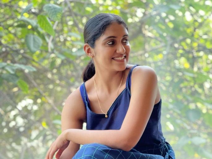Captions grab everyone's attention with new photos of Rinku Rajguru, see these photos | रिंकू राजगुरूच्या नव्या फोटोंसोबत कॅप्शनने वेधले सर्वांचे लक्ष, पहा हे फोटो Captions grab everyone's attention with new photos of Rinku Rajguru, see these photos | रिंकू राजगुरूच्या नव्या फोटोंसोबत कॅप्शनने वेधले सर्वांचे लक्ष, पहा हे फोटो