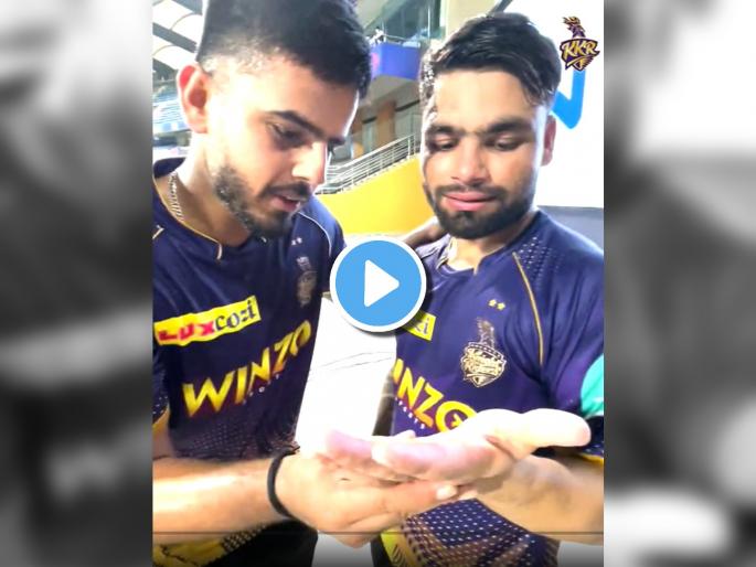 Rinku Singh had written score on his hands before the start of the match watch video IPL 2022 KKR vs RR Trending on social media | Rinku Singh Score on Hand, IPL 2022 KKR vs RR: सामना सुरू होण्याआधीच रिंकू सिंगने हातावर लिहिला स्कोअर? पाहा काय घडलं...
