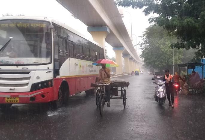 Riprip, Nagpur, Bhandara received maximum rainfall throughout the day | दिवसभर रिपरिप, नागपूर, भंडारा सर्वाधिक पाऊस Riprip, Nagpur, Bhandara received maximum rainfall throughout the day | दिवसभर रिपरिप, नागपूर, भंडारा सर्वाधिक पाऊस