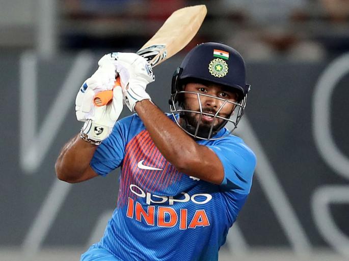 Rishabh Pant is in trouble because of Jadeja, not Karthik, says former BCCI selector Saba Karim | कार्तिक नव्हे, तर जडेजामुळे ऋषभ पंत अडचणीत, बीसीसीआयचे माजी निवडकर्ते सबा करीम यांचे मत