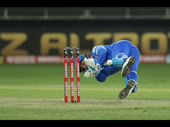 KXIP vs DC Latest News : Rishabh Pant tried like KL Rahul ( MIvKXIP super over) to out Pooran but got failed | KXIP vs DC Latest News : लोकेश राहुलची कॉपी करायला गेला अन् रिषभ पंतची झाली फजिती!