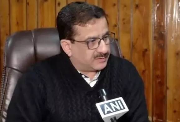 Waseem Rizvi protested in Sangli, demanded Shia community to demolish: Madarash's statement angry | वसीम रिजवी यांचा सांगलीत निषेध, बडतर्फ करण्याची शिया समाजाची मागणी : मदरशांबाबतचे वक्तव्य संतापजनक