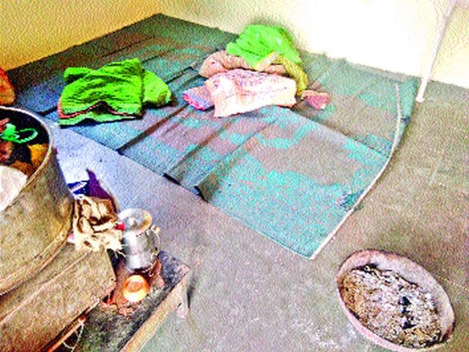 One's attempt to suicide due to lobbying | सावकाराच्या जाचाला कंटाळून एकाचा आत्महत्येचा प्रयत्न One's attempt to suicide due to lobbying | सावकाराच्या जाचाला कंटाळून एकाचा आत्महत्येचा प्रयत्न