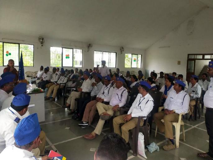 2000 soldiers of Samata Sainik Dal will serve on Diksha Bhoomi; He will manage the security arrangements for the Dhammachakra Pravartan Day celebrations | दीक्षाभूमीवर समता सैनिक दलाचे २००० सैनिक देणार सेवा; धम्मचक्र प्रवर्तन दिन सोहळ्याची सुरक्षा व्यवस्था सांभाळणार 2000 soldiers of Samata Sainik Dal will serve on Diksha Bhoomi; He will manage the security arrangements for the Dhammachakra Pravartan Day celebrations | दीक्षाभूमीवर समता सैनिक दलाचे २००० सैनिक देणार सेवा; धम्मचक्र प्रवर्तन दिन सोहळ्याची सुरक्षा व्यवस्था सांभाळणार