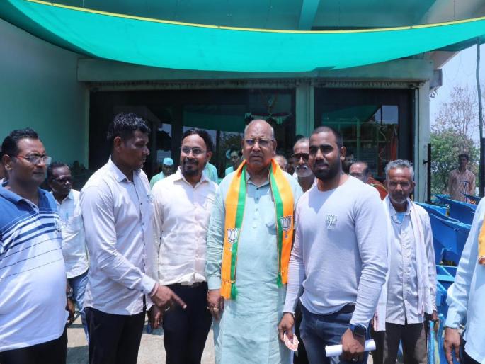 Examination itself in Vardhe But who will pass Waiting for pm narendra Modi's meeting | वर्धेत परीक्षाच; पण कोण पास होणार? मोदींच्या सभेची प्रतीक्षा; वंचित, बसपाही निर्णायक Examination itself in Vardhe But who will pass Waiting for pm narendra Modi's meeting | वर्धेत परीक्षाच; पण कोण पास होणार? मोदींच्या सभेची प्रतीक्षा; वंचित, बसपाही निर्णायक