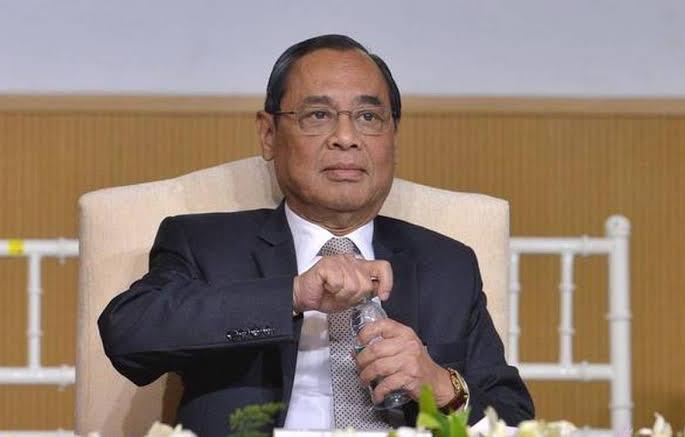 Security chiefs took security information by police and security | सरन्यायाधीशांनी घेतली सुरक्षेची माहिती Security chiefs took security information by police and security | सरन्यायाधीशांनी घेतली सुरक्षेची माहिती