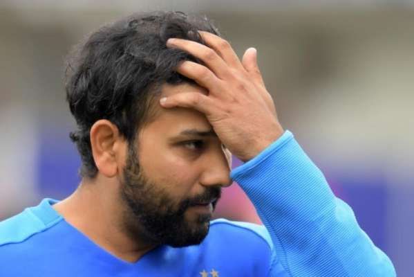 ICC T20 Rankings: Virat Kohli and Rohit Sharma get big blow | ICC T20 Rankings : विराट कोहली आणि रोहित शर्मा यांना मोठा धक्का