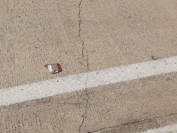 Road works complete, but cracks in concrete roads; Incident in Dombivli | रस्त्यांची कामे पूर्ण, पण काँक्रिट रस्त्यांना भेगा, तडे; डोंबिवलीतील घटना Road works complete, but cracks in concrete roads; Incident in Dombivli | रस्त्यांची कामे पूर्ण, पण काँक्रिट रस्त्यांना भेगा, तडे; डोंबिवलीतील घटना