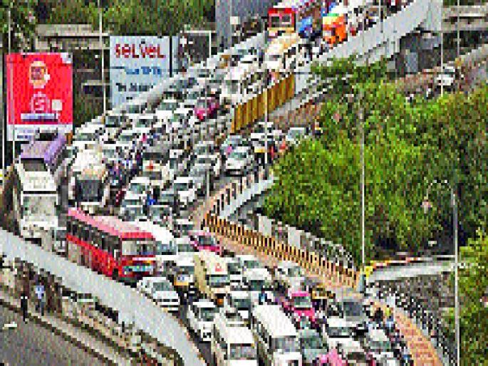 Treat Black spot! Combined survey to prevent accidents | ब्लॅक स्पॉटवर उपचार! अपघात रोखण्यासाठी संयुक्त पाहणी Treat Black spot! Combined survey to prevent accidents | ब्लॅक स्पॉटवर उपचार! अपघात रोखण्यासाठी संयुक्त पाहणी