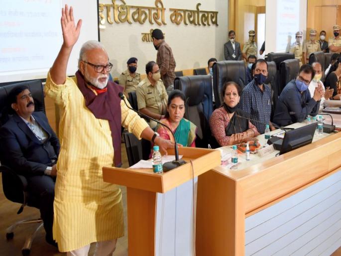 Widespread public awareness is needed to prevent road accidents: Chhagan Bhujbal | रस्ते अपघात टाळण्यासाठी व्यापक जनजागृती हवी : छगन भुजबळ Widespread public awareness is needed to prevent road accidents: Chhagan Bhujbal | रस्ते अपघात टाळण्यासाठी व्यापक जनजागृती हवी : छगन भुजबळ