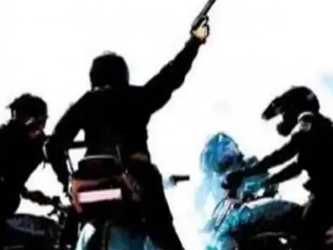 Deported six robbers of the infamous Pulsar Gang; multiple cases of robbery on Aurangabad-Paithan road | कुख्यात पल्सर गँगचे सहा दरोडेखोर हद्दपार; औरंगाबाद-पैठण रोडवर घातला होता धुमाकूळ Deported six robbers of the infamous Pulsar Gang; multiple cases of robbery on Aurangabad-Paithan road | कुख्यात पल्सर गँगचे सहा दरोडेखोर हद्दपार; औरंगाबाद-पैठण रोडवर घातला होता धुमाकूळ