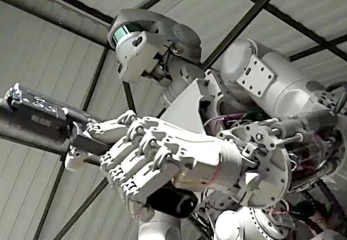 Robot 'platoons' in the future for armies; Recognize the language, communicate | भविष्यात सैन्यदलांकडे राहणार रोबोट्सची ‘प्लाटून’; ओळखणार भाषा, करणार संवाद