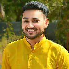 Government fraud; Rohan Deshmukh, son of cooperative minister Subhash Deshmukh, and nine others filed a complaint in Solapur | शासनाची फसवणूक ; सहकारमंत्री सुभाष देशमुख यांचे सुपुत्र रोहन देशमुखांसह नऊ जणांविरुद्ध सोलापुरात गुन्हा दाखल