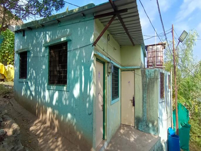 House built by Rohingya in Dehurod; Intruded and lived for 12 years | रोहिंग्यांनी देहूरोडमध्ये बांधले घर; घुसखोरी करून १२ वर्षांपासून वास्तव्य House built by Rohingya in Dehurod; Intruded and lived for 12 years | रोहिंग्यांनी देहूरोडमध्ये बांधले घर; घुसखोरी करून १२ वर्षांपासून वास्तव्य