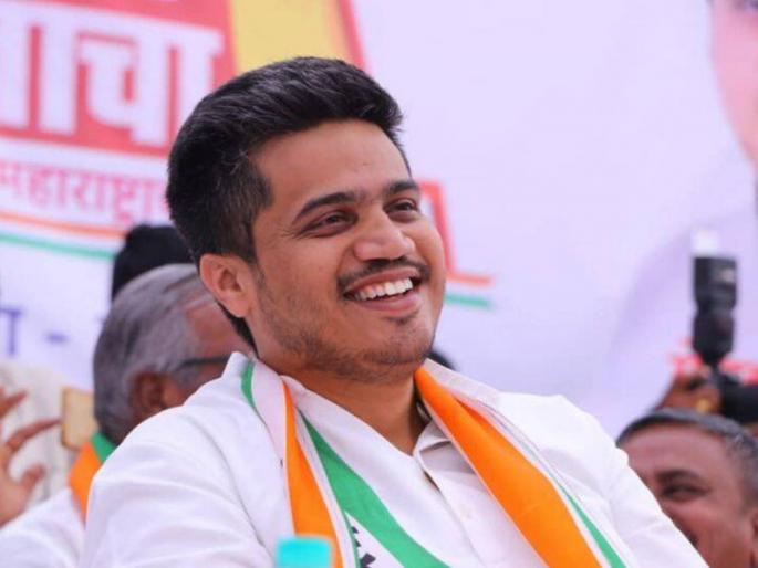 BJP should agitate against Arnav Goswami instead of Dhananjay Munde: Rohit Pawar | भाजपने धनंजय मुंडेंऐवजी अर्णव गोस्वामी विरोधात आंदोलन करावे : रोहित पवार यांचा टोला