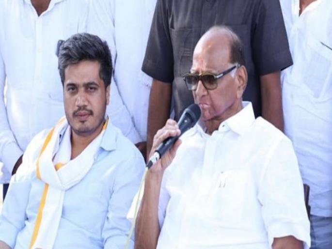 bjp atul bhatkhalkar criticized to ncp mla rohit pawar | "केवळ पवार आडनाव एवढंच आपलं कर्तृत्व...", रोहित पवार-अतुल भातखळकर यांच्यात जुंपली
