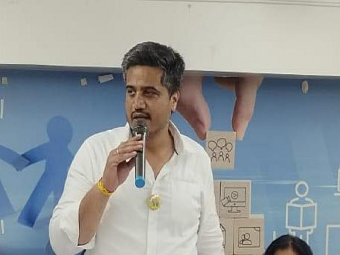 BJP and self-respect are not distantly related; Criticism of MLA Rohit Pawar | भाजप व स्वाभिमानाचा दूरदूरचा संबंध नाही; आमदार रोहित पवारांची टीका BJP and self-respect are not distantly related; Criticism of MLA Rohit Pawar | भाजप व स्वाभिमानाचा दूरदूरचा संबंध नाही; आमदार रोहित पवारांची टीका