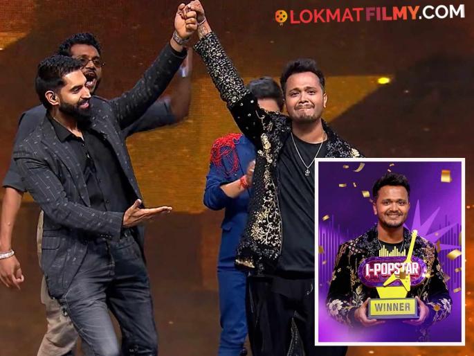 Rohit Raut becomes India's first I-Pop star | रोहित राऊत ठरला भारताचा पहिला आय पॉपस्टार Rohit Raut becomes India's first I-Pop star | रोहित राऊत ठरला भारताचा पहिला आय पॉपस्टार