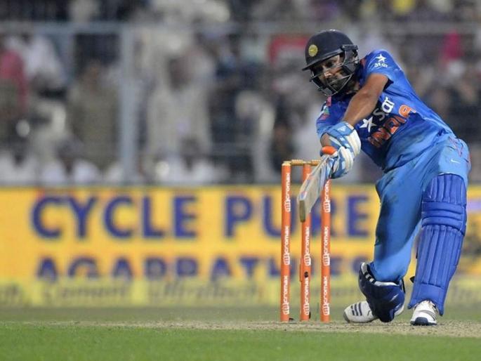 When MS Dhoni's astonishing prediction for Rohit Sharma came true | महेंद्रसिंग धोनीची भविष्यवाणी रोहित शर्मानं ठरवली खरी; घडला भीमपराक्रम