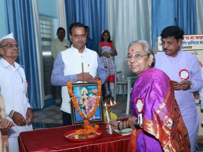 4 young men from Chalisgaon got employment | चाळीसगावच्या १६०० तरुणांना मिळाली रोजगारसंधी 4 young men from Chalisgaon got employment | चाळीसगावच्या १६०० तरुणांना मिळाली रोजगारसंधी