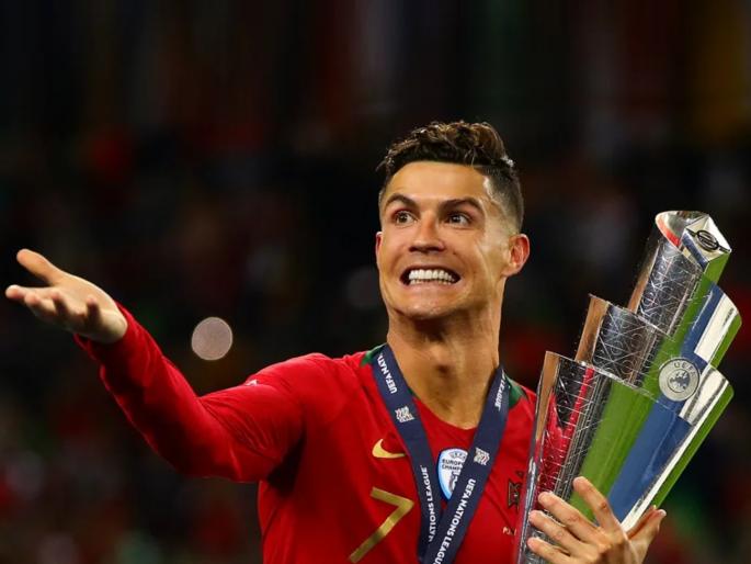 Cristiano Ronaldo becomes first sportsperson to reach 500 million followers on Instagram Lionel Messi Virat Kohli in the list | Cristiano Ronaldo, Instagram: 'इन्स्टाग्राम'च्या मैदानात रोनाल्डोचा विक्रमी GOAL! गाठला ५०० मिलियन फॉलोअर्सचा टप्पा Cristiano Ronaldo becomes first sportsperson to reach 500 million followers on Instagram Lionel Messi Virat Kohli in the list | Cristiano Ronaldo, Instagram: 'इन्स्टाग्राम'च्या मैदानात रोनाल्डोचा विक्रमी GOAL! गाठला ५०० मिलियन फॉलोअर्सचा टप्पा