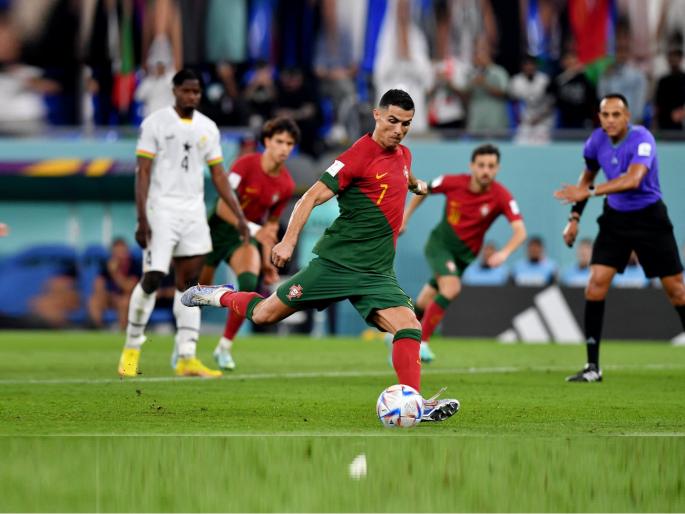 fifa world cup 2022 porugal vs switzerland cristiano ronalo benched goncalo ramos scores goal hattrick | FIFA World Cup 2022: पोर्तुगाल १६ वर्षांनी क्वार्टर फायनलमध्ये! पण Cristiano Ronaldo राहिला बाजूला, बदली खेळाडू Goncalo Ramos खाऊन गेला भाव fifa world cup 2022 porugal vs switzerland cristiano ronalo benched goncalo ramos scores goal hattrick | FIFA World Cup 2022: पोर्तुगाल १६ वर्षांनी क्वार्टर फायनलमध्ये! पण Cristiano Ronaldo राहिला बाजूला, बदली खेळाडू Goncalo Ramos खाऊन गेला भाव