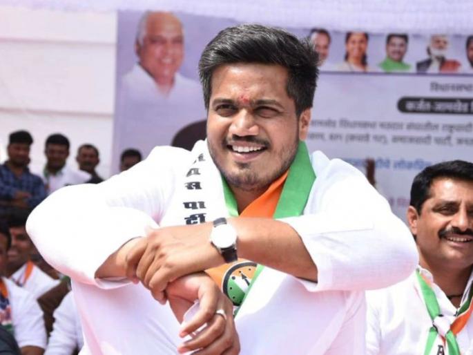 I am not afraid of Nilesh Rane's threat, said Rohit Pawar on tweet MMG | निलेश राणेंच्या धमकीला मी घाबरत नाही, चर्चा करायला 'विचारांची लेव्हल' लागते I am not afraid of Nilesh Rane's threat, said Rohit Pawar on tweet MMG | निलेश राणेंच्या धमकीला मी घाबरत नाही, चर्चा करायला 'विचारांची लेव्हल' लागते