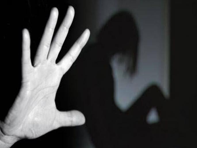 In Chandur Bazaar taluka, a misdemeanor on a young woman | चांदूर बाजार तालुक्यात मतिमंद तरुणीवर अतिप्रसंग  In Chandur Bazaar taluka, a misdemeanor on a young woman | चांदूर बाजार तालुक्यात मतिमंद तरुणीवर अतिप्रसंग