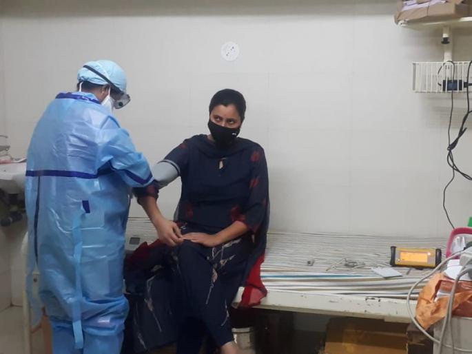 Navneet Rana admitted to Wockhardt Hospital, Nagpur | नवनीत राणा नागपूरच्या वोक्हार्ट हॉस्पिटलमध्ये दाखल Navneet Rana admitted to Wockhardt Hospital, Nagpur | नवनीत राणा नागपूरच्या वोक्हार्ट हॉस्पिटलमध्ये दाखल