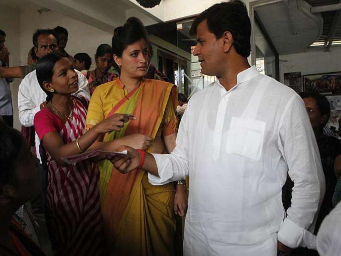 BJP and Congress hopeful, cautious post of veterans in amravati | भाजप अन् काँग्रेस आशावादी, दिग्गजांचा सावध पवित्रा