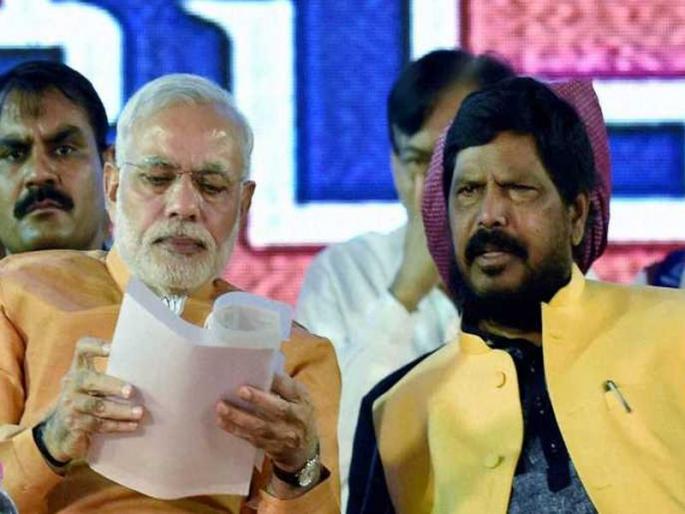 Prakash Ambedkar should come to BJP, appeal by ramdas athawale | Maharashtra Election 2019 : प्रकाश आंबेडकरांनीच भाजपात यावं, आठवलेंचं 'वंचित'ला आवाहन Prakash Ambedkar should come to BJP, appeal by ramdas athawale | Maharashtra Election 2019 : प्रकाश आंबेडकरांनीच भाजपात यावं, आठवलेंचं 'वंचित'ला आवाहन