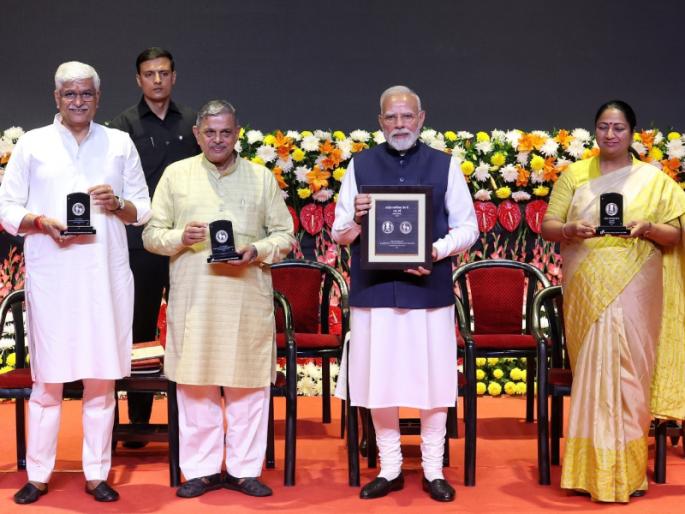 Despite criticism and attacks, the RSS has never held any bitterness; Prime Minister Modi asserts: 'Nation First' is the RSS' principle that is important | टीका, हल्ले झाले तरी संघाने कधीही कटुता बाळगली नाही; पंतप्रधान मोदी यांचे प्रतिपादन : ‘राष्ट्र प्रथम’ हे संघाचे तत्त्व महत्त्वाचे Despite criticism and attacks, the RSS has never held any bitterness; Prime Minister Modi asserts: 'Nation First' is the RSS' principle that is important | टीका, हल्ले झाले तरी संघाने कधीही कटुता बाळगली नाही; पंतप्रधान मोदी यांचे प्रतिपादन : ‘राष्ट्र प्रथम’ हे संघाचे तत्त्व महत्त्वाचे