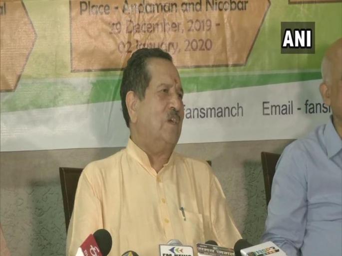Hemant Karkare persecuted Pragya Singh; RSS leader Indresh Kumar says | हेमंत करकरेंनी प्रज्ञा सिंग यांचा छळ केला; आरएसएसचे नेते इंद्रेश कुमार यांचा खळबळजनक आरोप Hemant Karkare persecuted Pragya Singh; RSS leader Indresh Kumar says | हेमंत करकरेंनी प्रज्ञा सिंग यांचा छळ केला; आरएसएसचे नेते इंद्रेश कुमार यांचा खळबळजनक आरोप