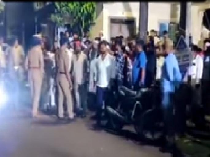 Confusion during Rashtriya Swayamsevak Sangh march in Ratnagiri, 140 people charged with crime | रत्नागिरीत राष्ट्रीय स्वयंसेवक संघाच्या पथसंचलनावेळी गोंधळ, १४० जणांवर गुन्हा Confusion during Rashtriya Swayamsevak Sangh march in Ratnagiri, 140 people charged with crime | रत्नागिरीत राष्ट्रीय स्वयंसेवक संघाच्या पथसंचलनावेळी गोंधळ, १४० जणांवर गुन्हा