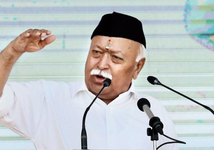 Online guidance of Sangh Chief: dress code to listen from home | संघप्रमुखांचे ऑनलाईन मार्नगदर्शन : घरातून ऐकण्यासाठी ड्रेस कोड